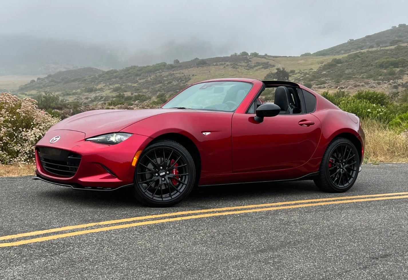 2027 Mazda MX-5 Miata RF Features